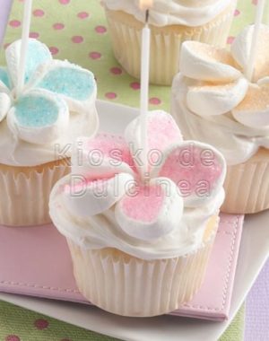 cupcakes-petalos-kiosko-de-dulcinea-min